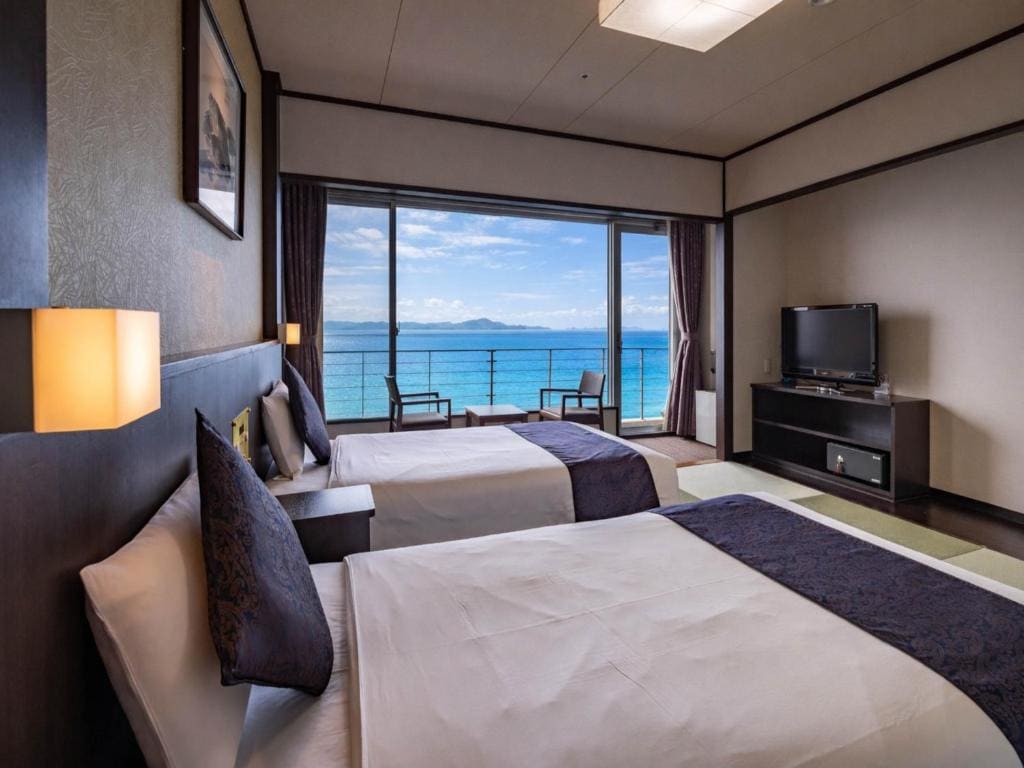 Japanese-style Twin Room - Ocean View with Toilet room - Image 1