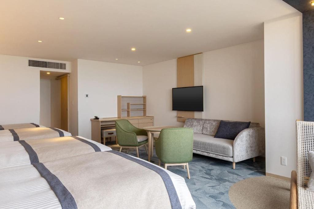 Superior Twin Room room - Image 2