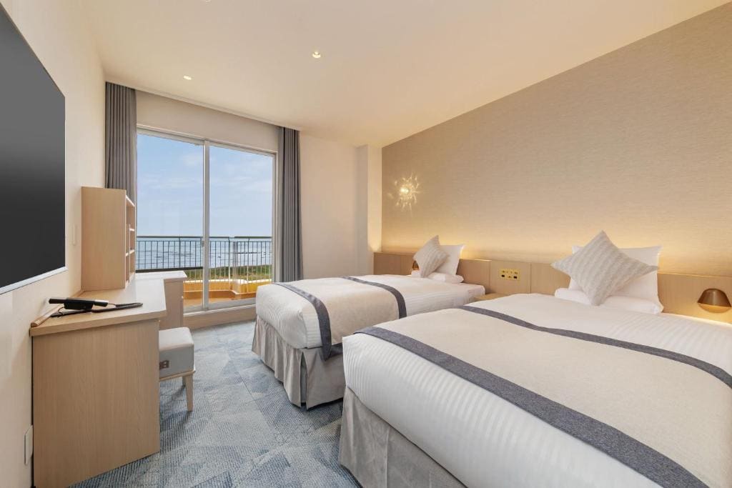 Standard Twin Room with private bathroom room - Image 1