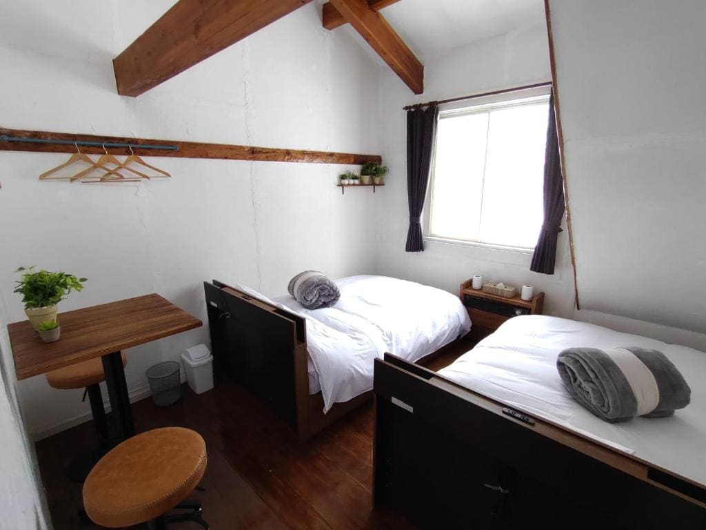 Twin Room room - Image 2