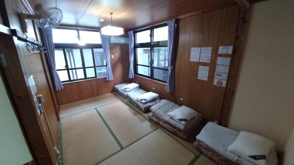 Quadruple Room room - Image 1