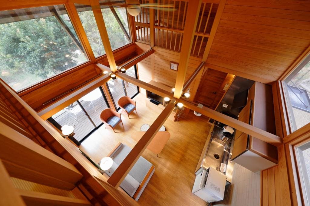 Cottage room - Image 2