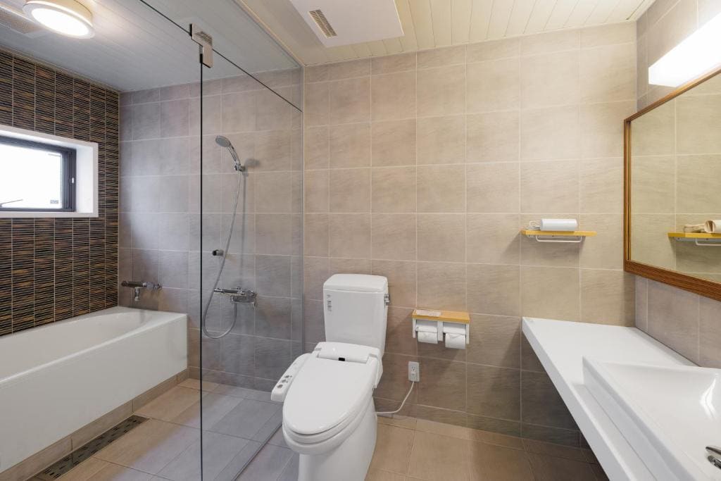 Two-Bedroom Apartment room - Image 1