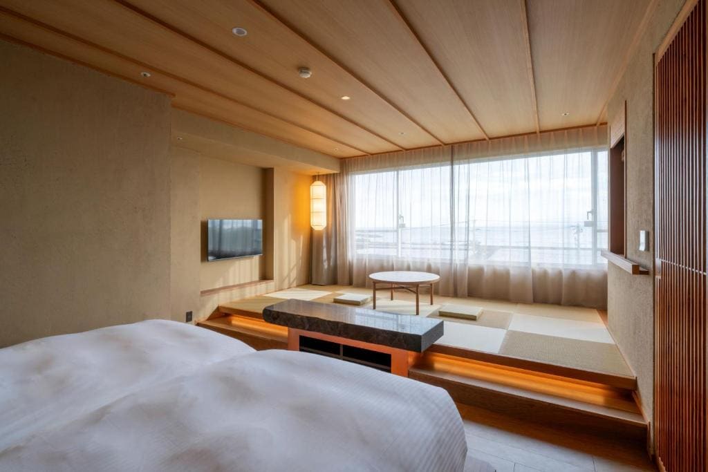 Quadruple Room with Shower room - Image 1