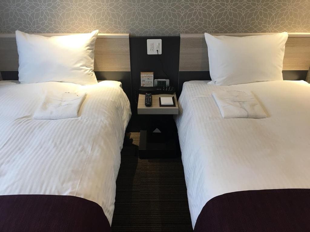 Economy Twin Room - Smoking room - Image 2