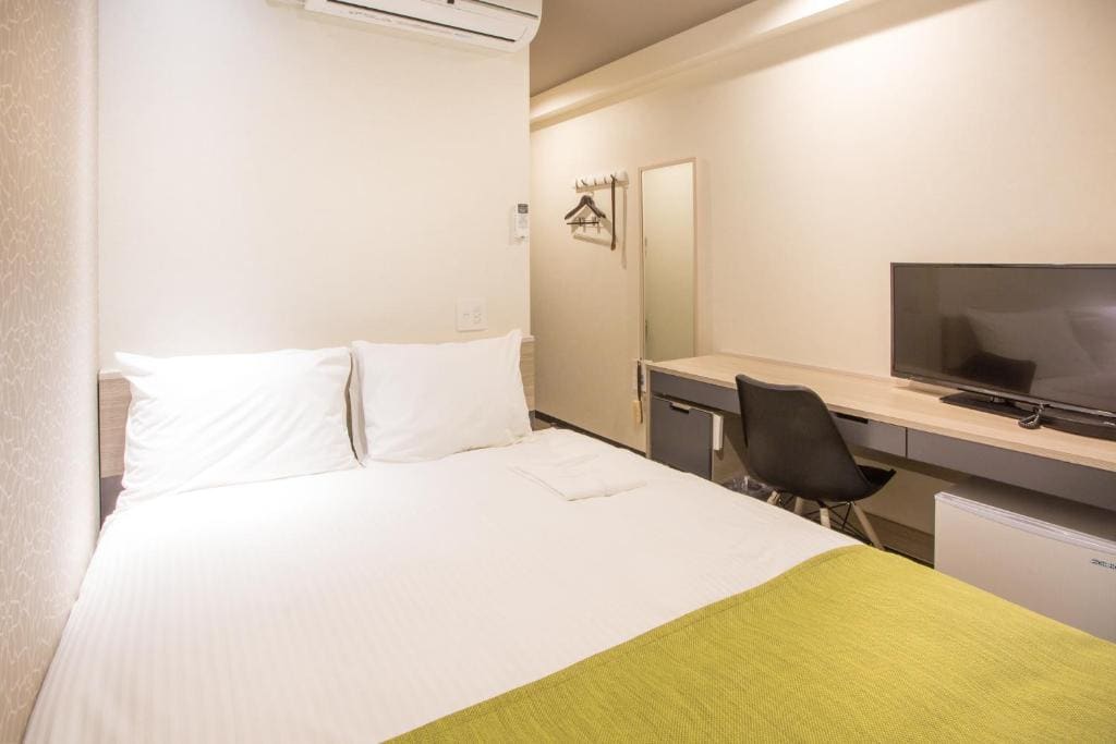 Single Room - Smoking room - Image 1