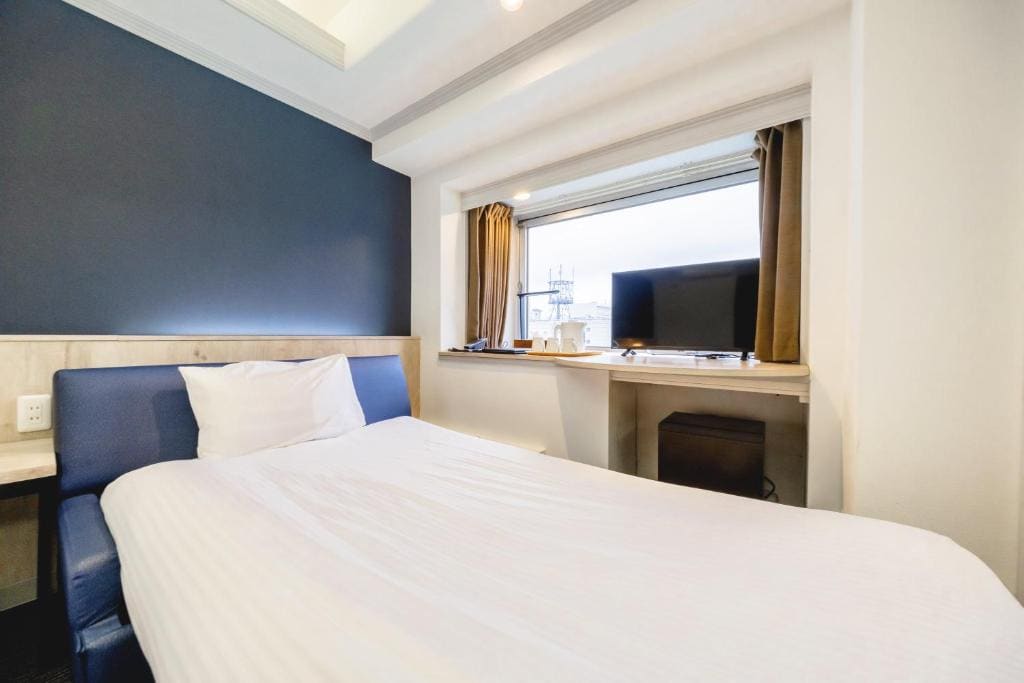 Standard Triple Room room - Image 2