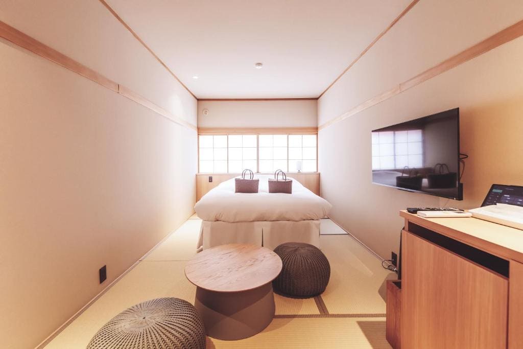 Standard Twin Room room - Image 1