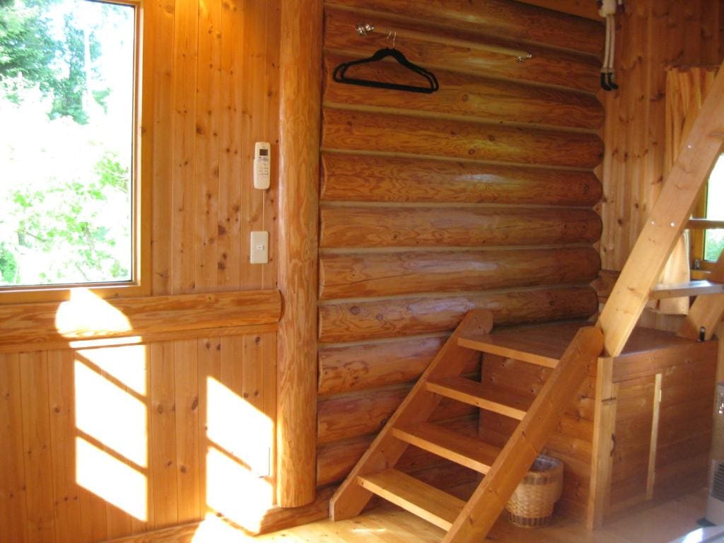 Cottage with Loft (2 adult) room - Image 1