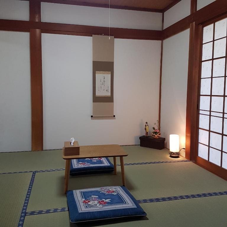 Deluxe Twin Room room - Image 1