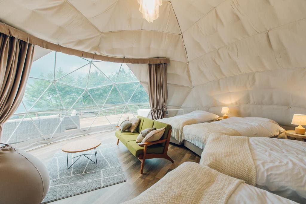 Tent room - Image 1