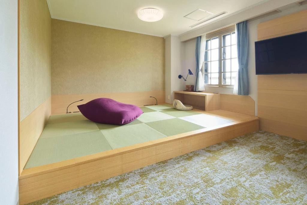 2F Japanese-Western Style Room with View and Terrace - Non-Smoking room - Image 1