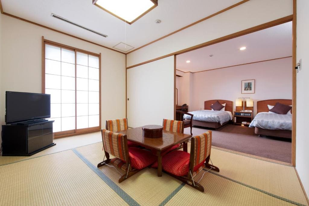 1F Japanese and Western style room - Non-Smoking - Non renovated room - Image 3