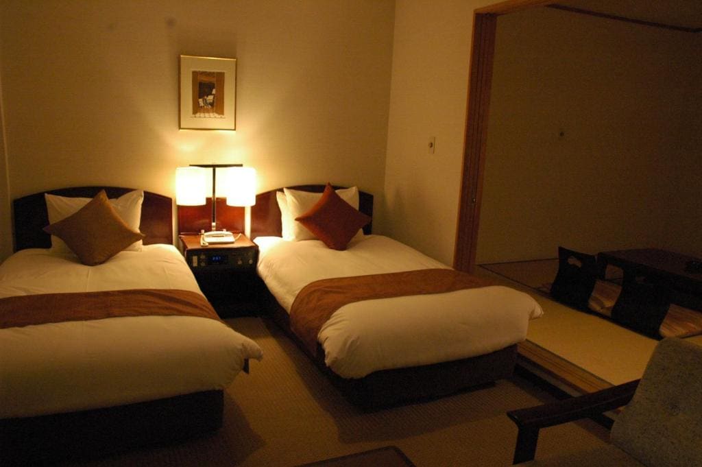Room wiith Tatami Area - Non-Smoking room - Image 1