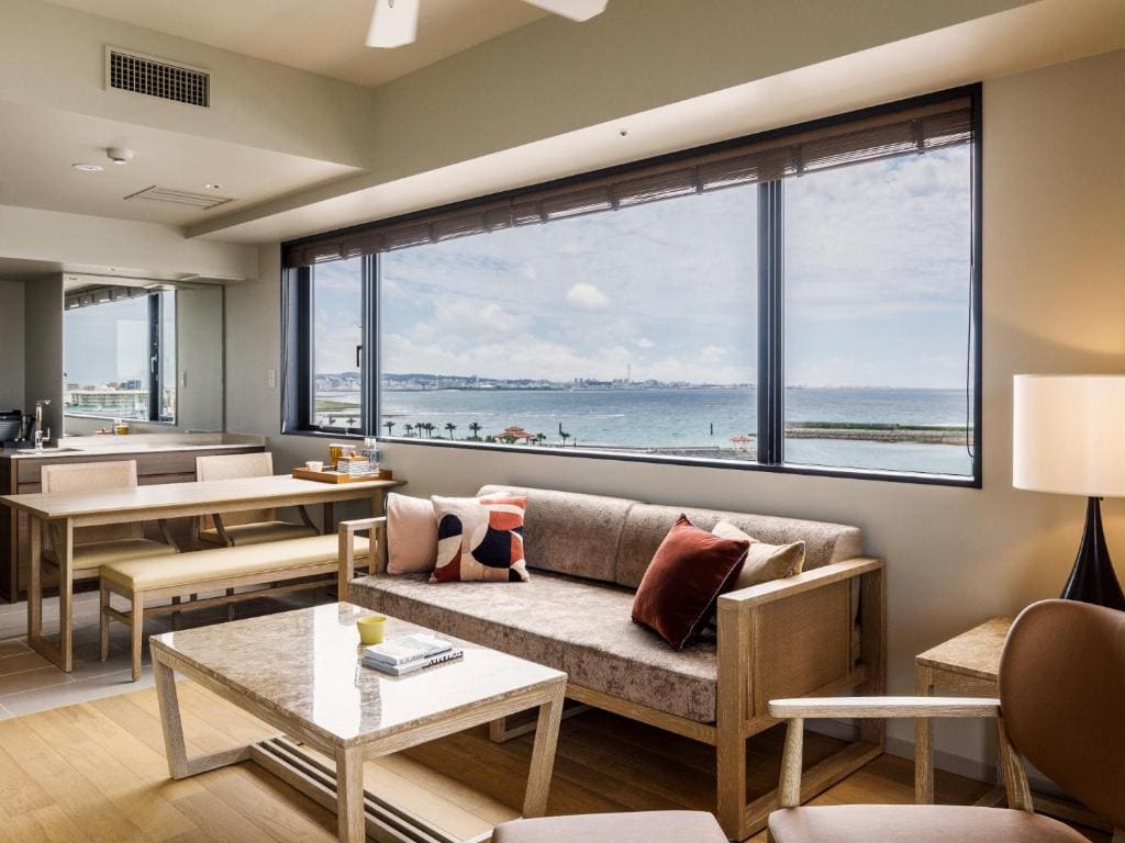 Superior Ocean View - with Club service room - Image 1