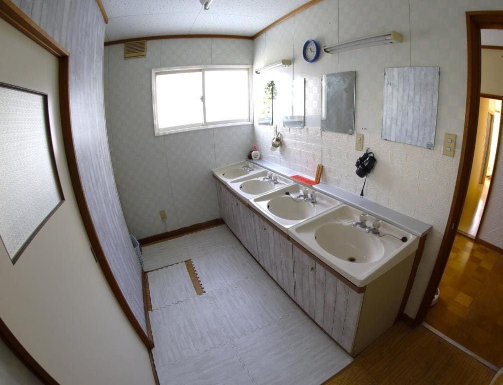 Studio room - Image 3