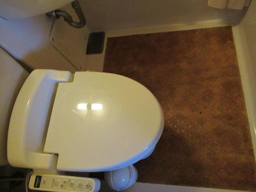 Single Room - Non-Smoking room - Image 3