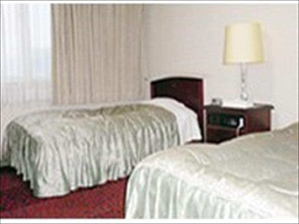 Twin Room - Smoking room - Image 1