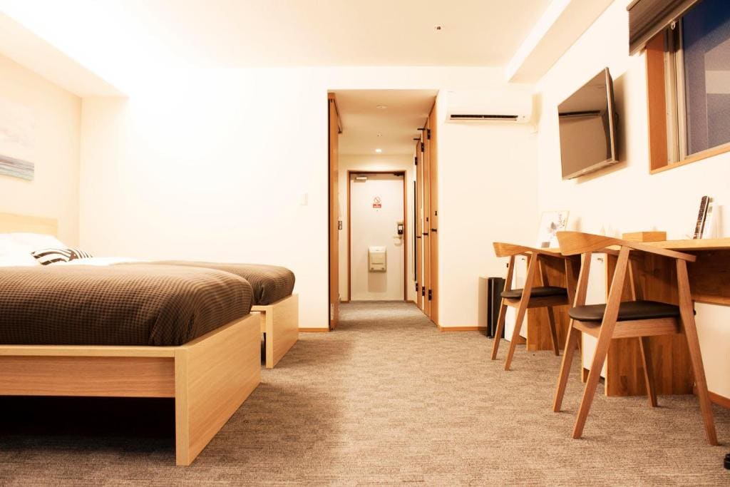 Deluxe Twin Room room - Image 2
