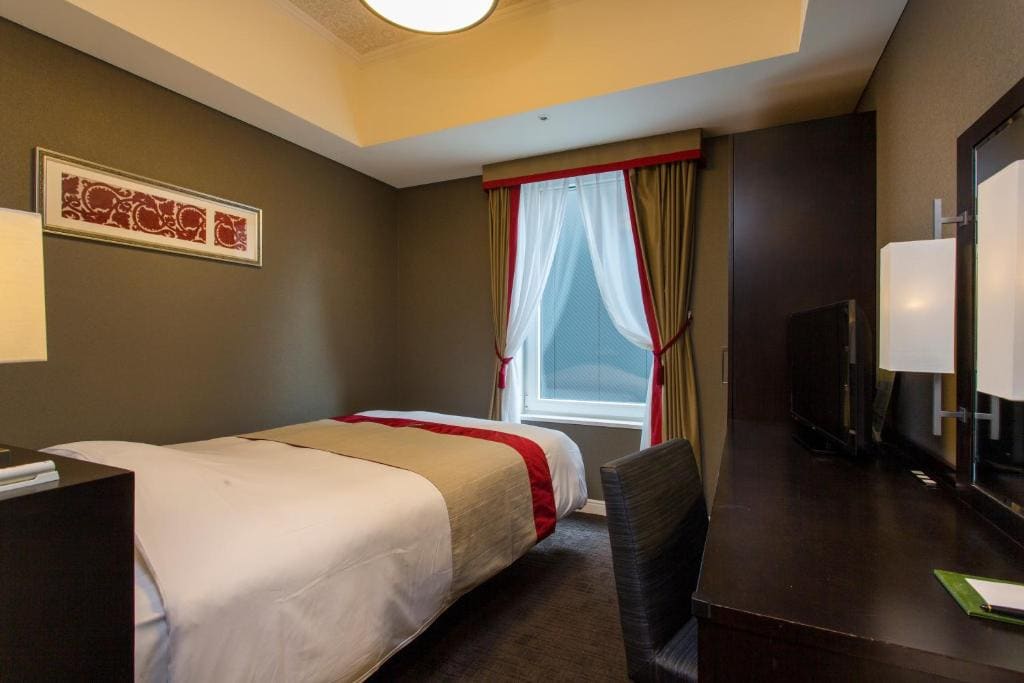 Double Room with Small Double Bed - Non-Smoking room - Image 3