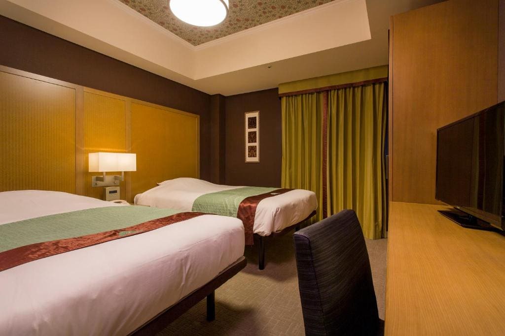 Twin Room - Non-Smoking room - Image 3