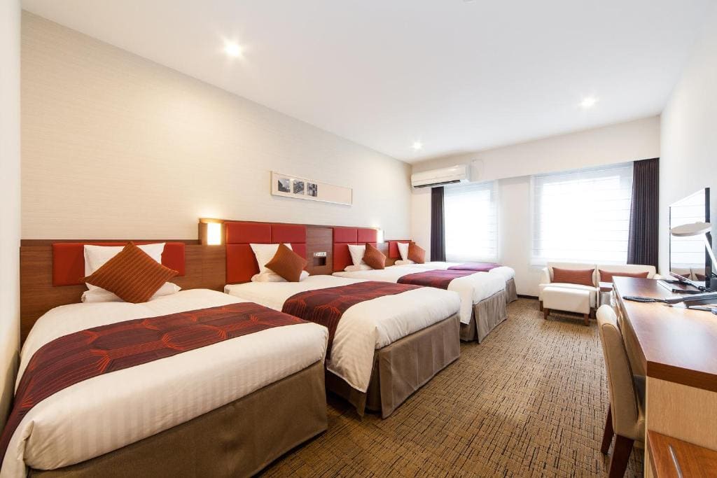 Grand Deluxe Quadruple Room-Non-smoking room - Image 2