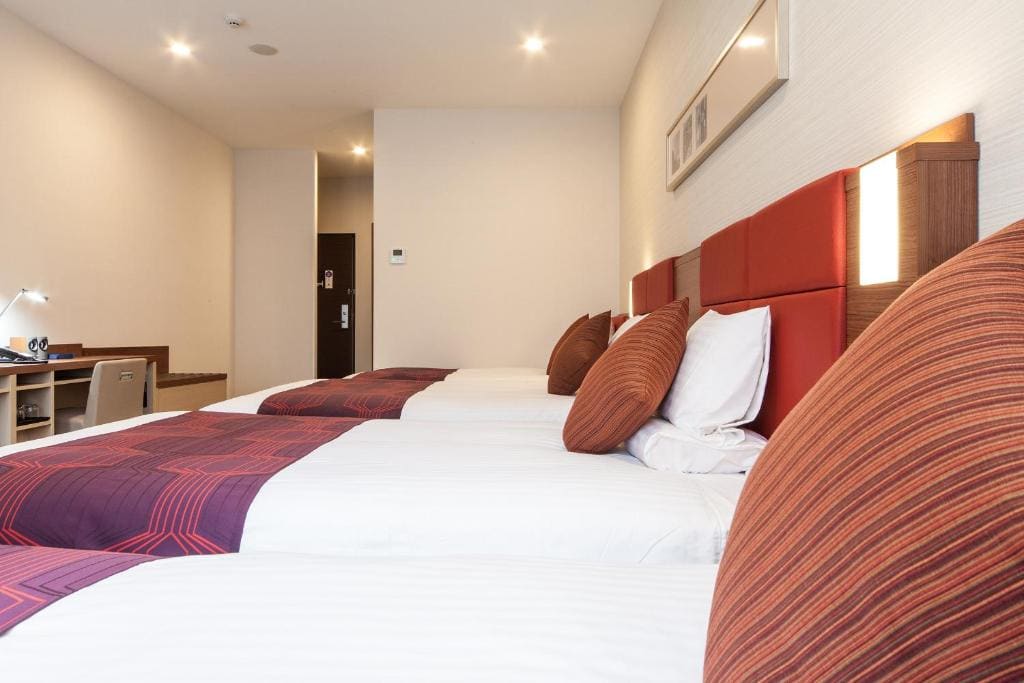 Grand Deluxe Quadruple Room-Non-smoking room - Image 1