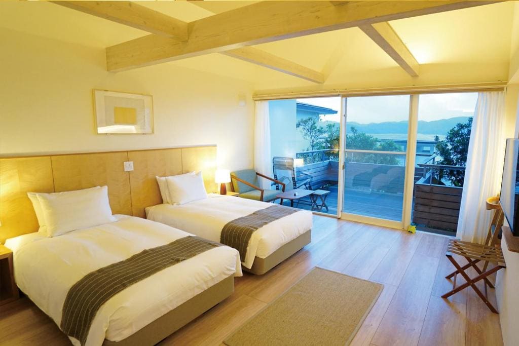 Standard Double or Twin Room with Balcony room - Image 3