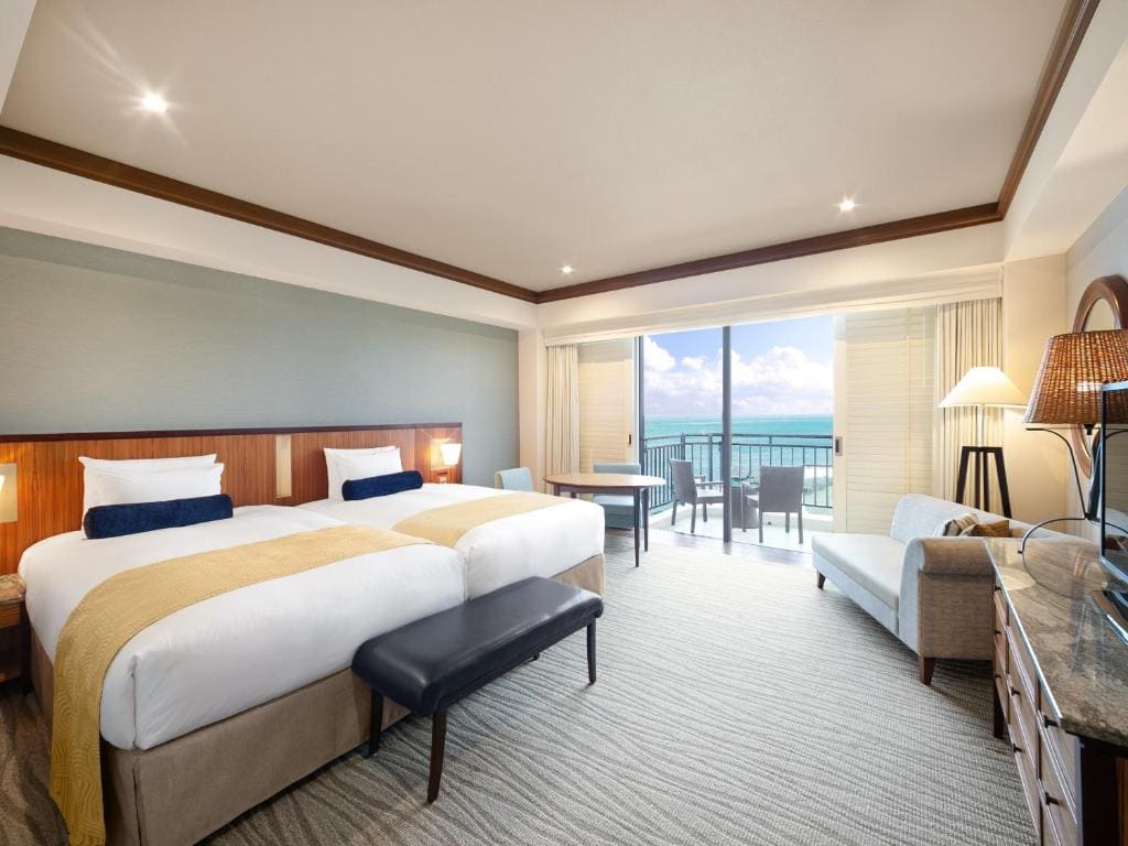 Ocean Front High Floor Twin - Non-Smoking room - Image 3