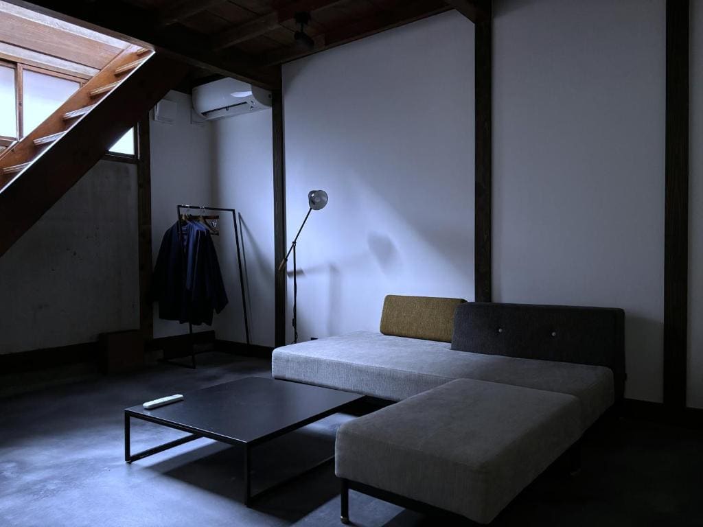 Deluxe Quadruple Room room - Image 2
