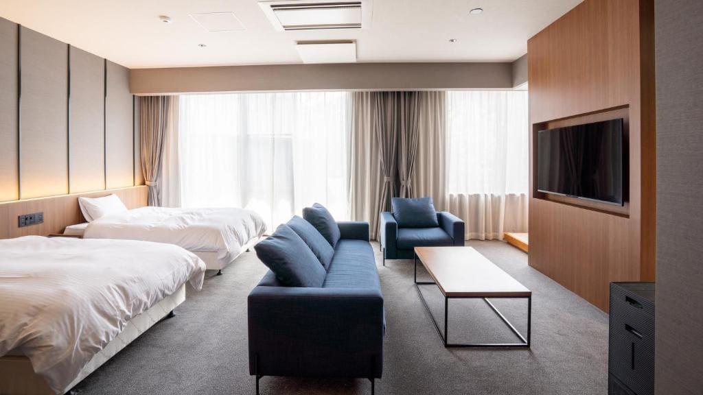 Suite room - Image 3