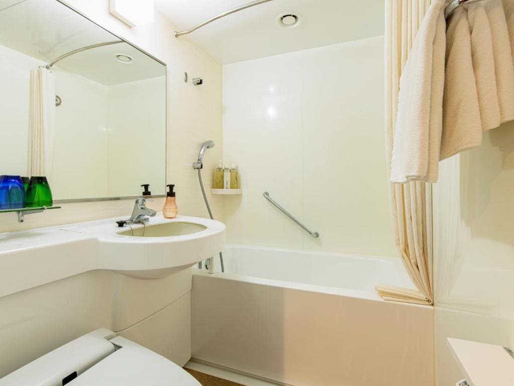 Single Rom - Non Smoking room - Image 2