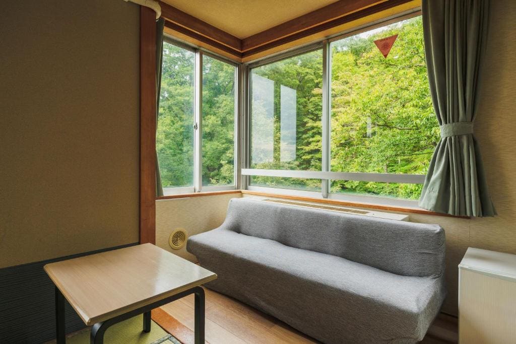 Corner Japanese-Style Triple Beds Room - Non-Smoking room - Image 3