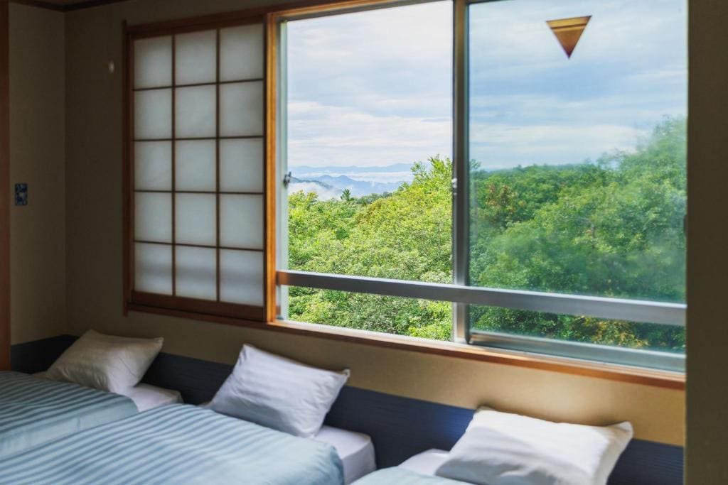 Corner Japanese-Style Triple Beds Room - Non-Smoking room - Image 2