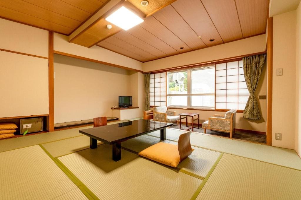 Economy Japanese-Style-Room 42 sqm - Indoor Bath - Non-Smoking room - Image 3