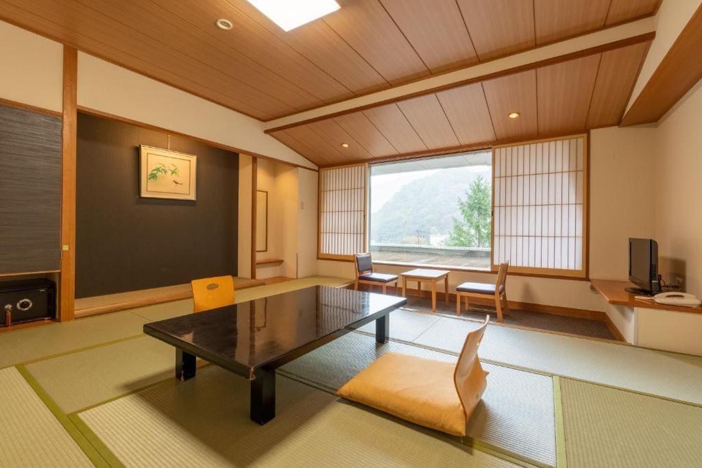 Standard Japanese-Style-Room 42 sqm - Indoor Bath - Non-Smoking room - Image 2
