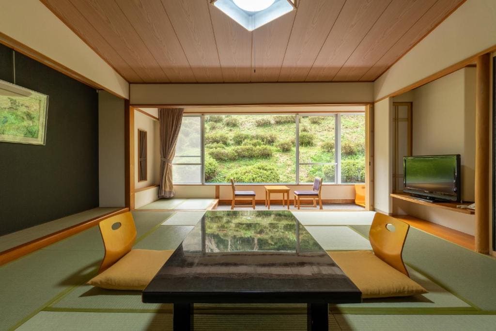 Standard Japanese-Style-Room 42 sqm - Indoor Bath - Non-Smoking room - Image 3