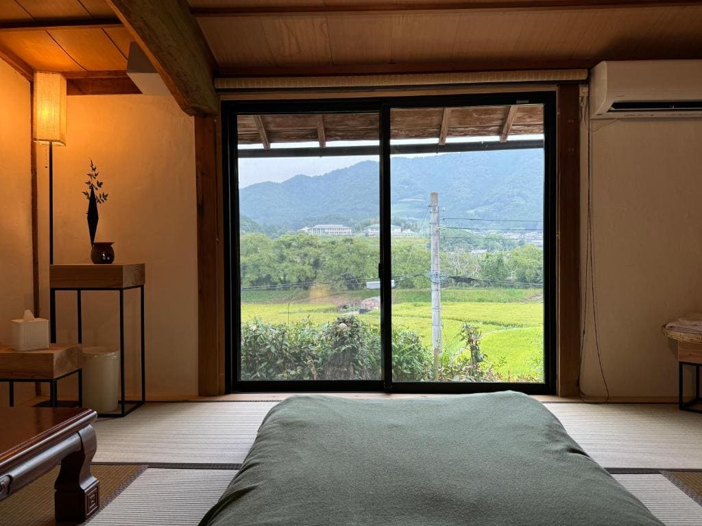 Classic Triple Room room - Image 2