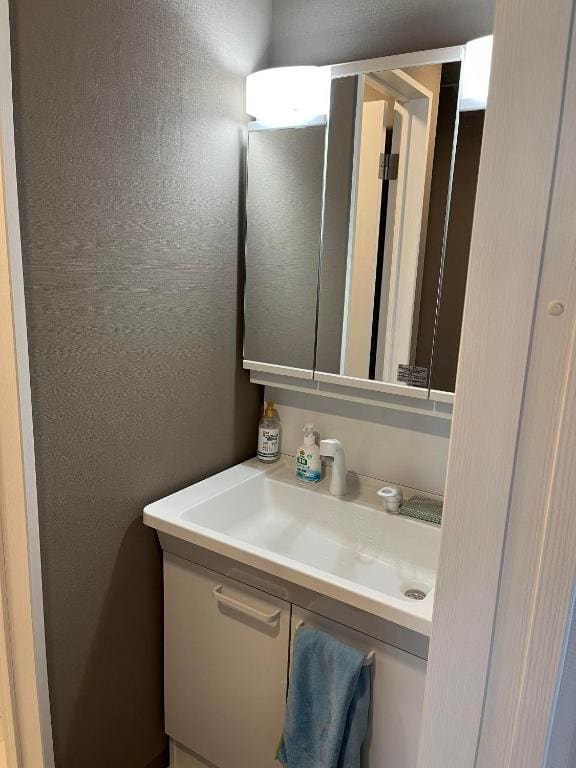 Quadruple Room with Shared Bathroom room - Image 3