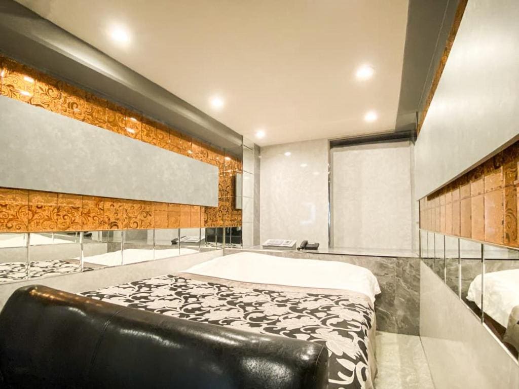 Deluxe Double Room room - Image 1