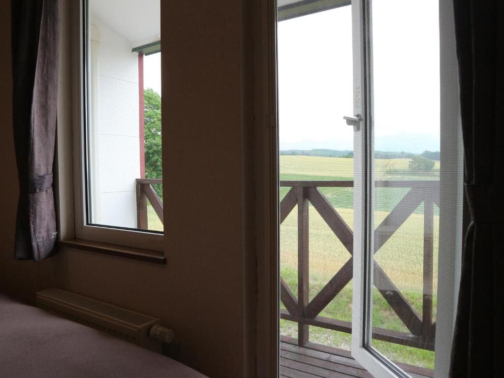 Standard Twin Room with Shared Bathroom - Non-Smoking room - Image 1