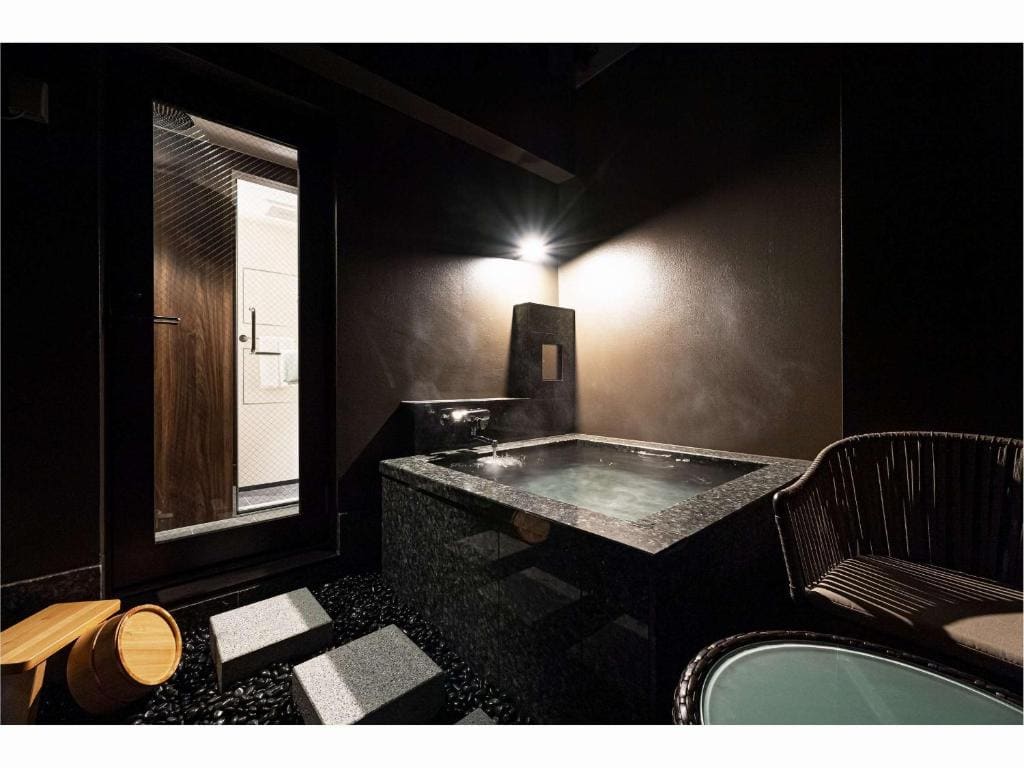Japanese-Style Corner Suite with Skytree View and Open-Air Bath room - Image 3