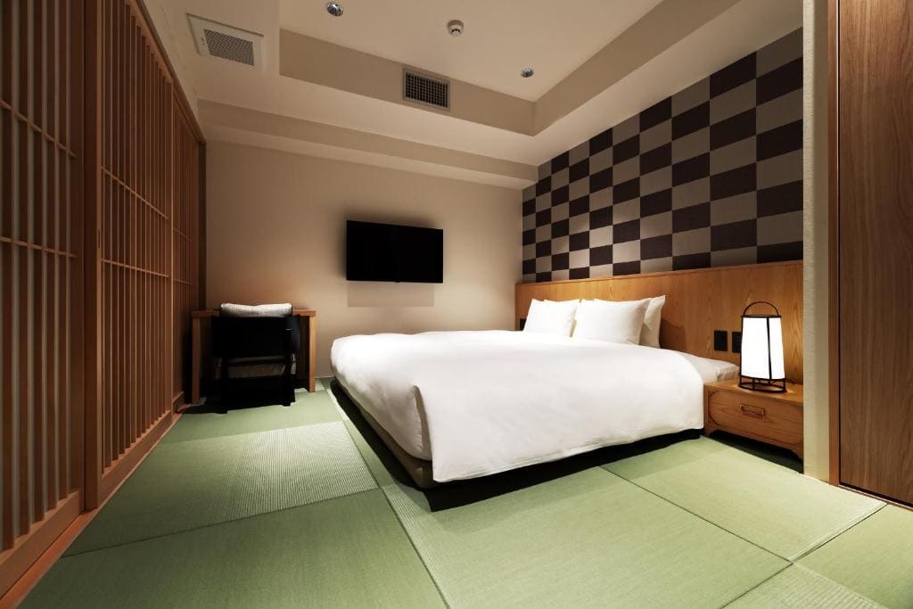 Japanese-Style King Bed Room with Partially Open-Air Bath room - Image 1