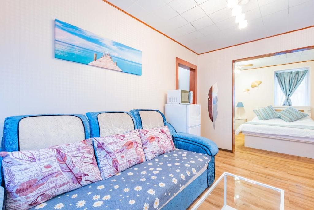 Deluxe Family Room room - Image 3