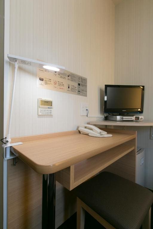 Double Room with Small Double Bed - Non-Smoking room - Image 3