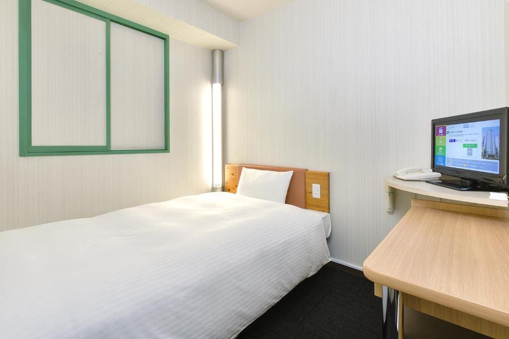 Single Room - Non-Smoking room - Image 2