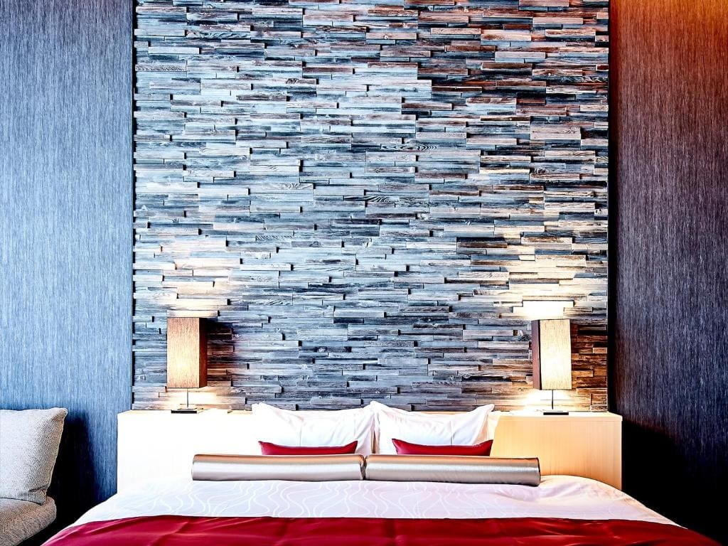 Deluxe King Room room - Image 2