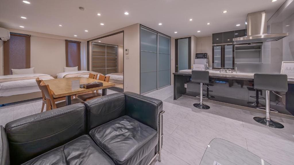 Suite room - Image 3