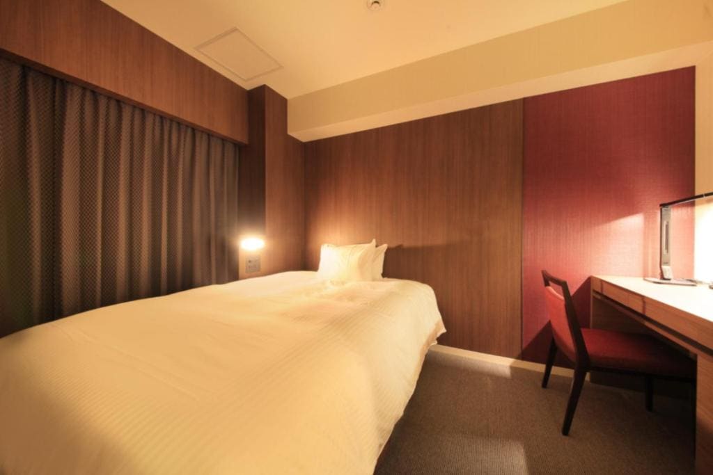 Superior Corner Single Room - Non-Smoking room - Image 3
