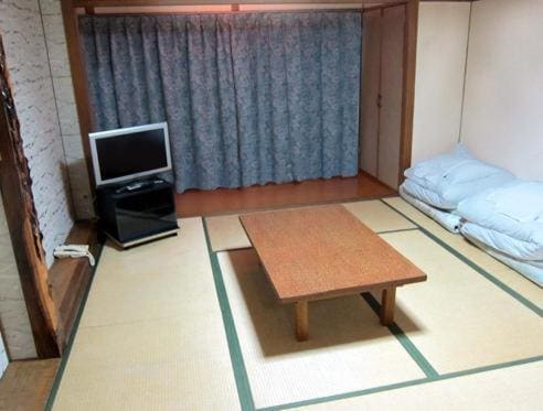 Japanese-Style Twin Room room - Image 1